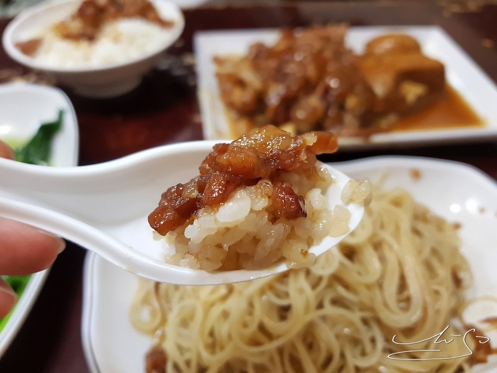 良鼎豬腳 (26).jpg