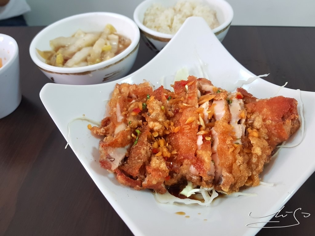 銀魚泰國料理 松江南京美食 專業噗嚨共MISO吃走