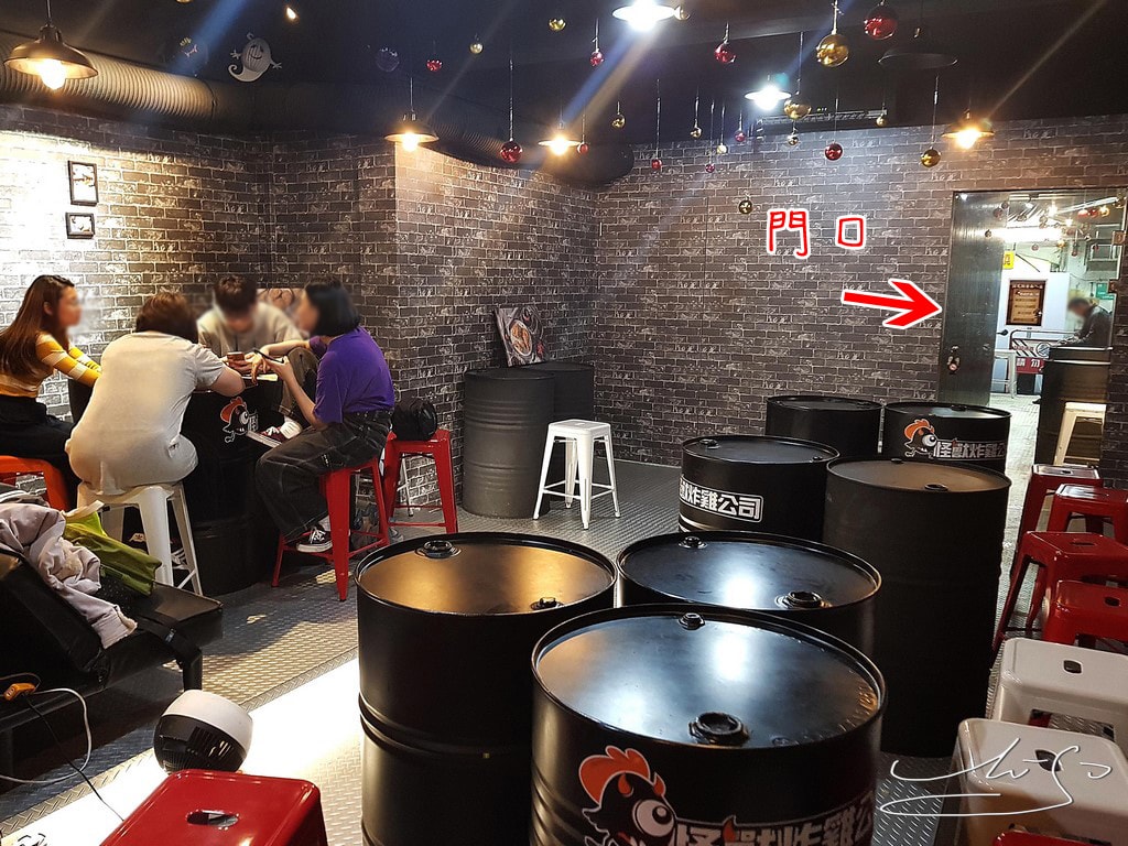 怪獸炸雞公司-台北信義店 (4).jpg