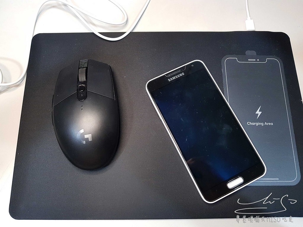 Waymax  Waypad 黑方方無線充電滑鼠墊 (13).jpg