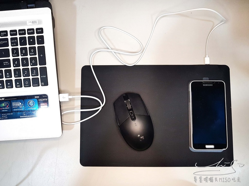 Waymax  Waypad 黑方方無線充電滑鼠墊 (14).jpg