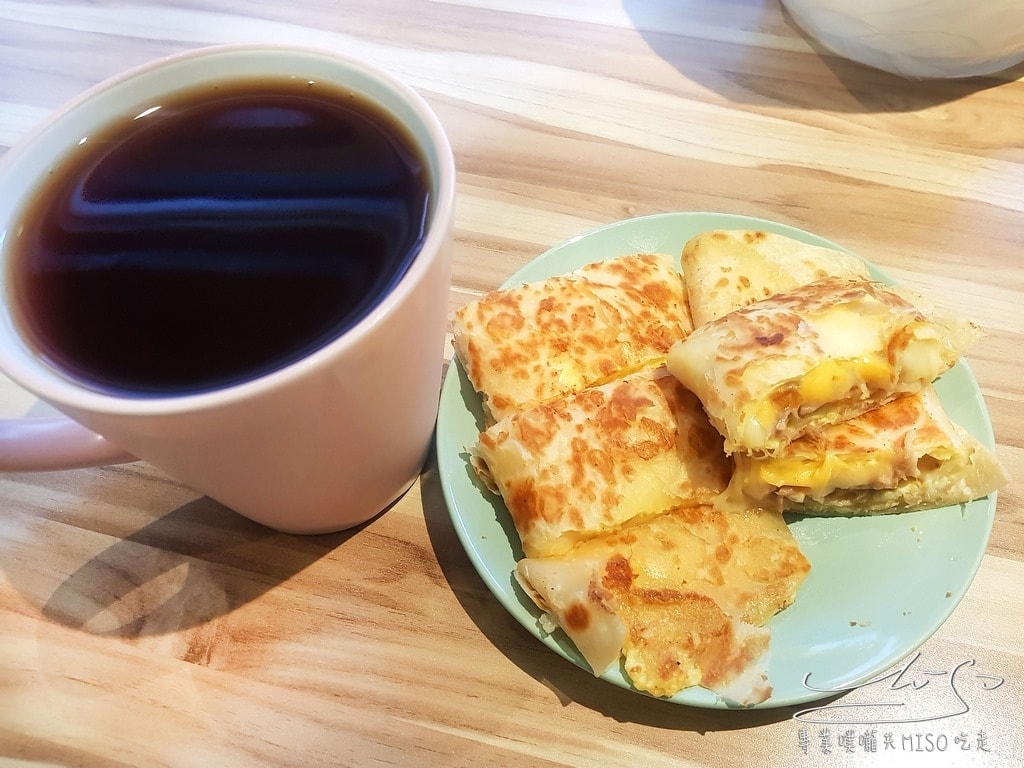 晨食年代朝食所 永和美食 頂溪早餐推薦 專業噗嚨共MISO吃走 (2).jpg