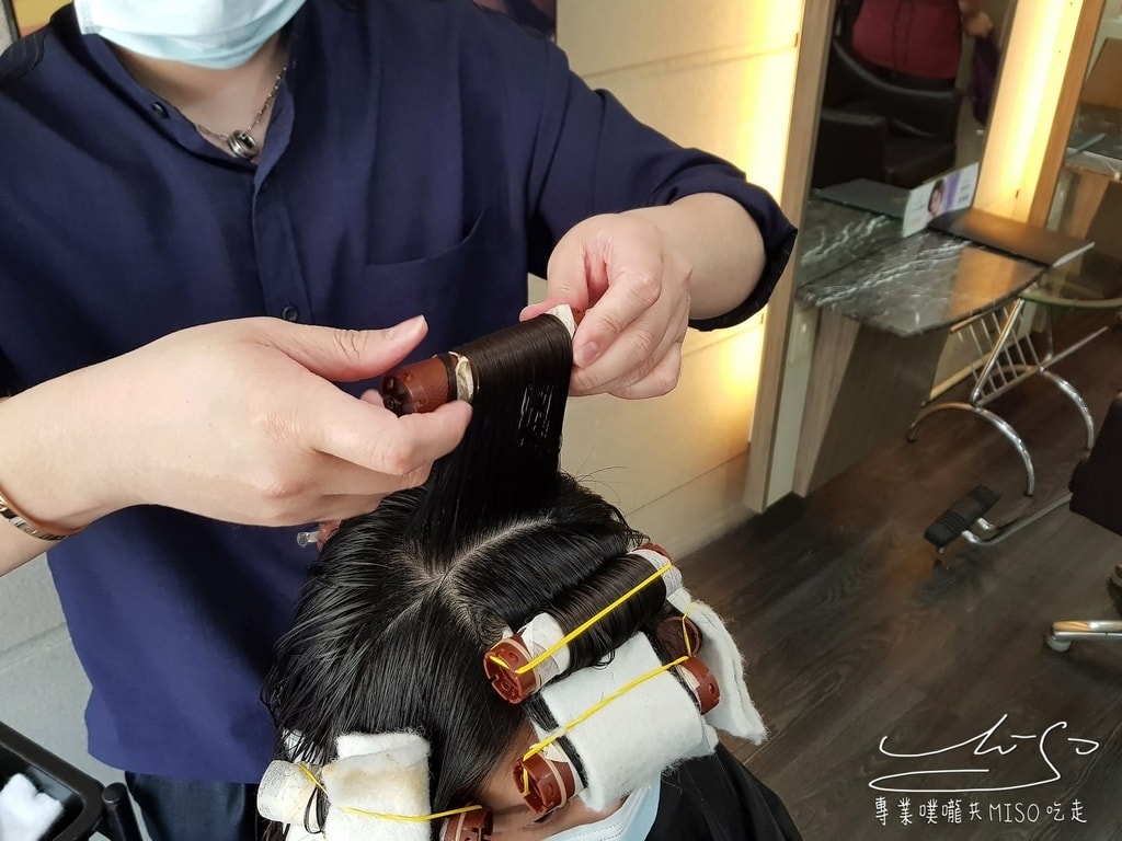 209 HAIR STYLIST 中正店 新店美髮推薦 專業噗嚨共MISO吃走 (18).jpg