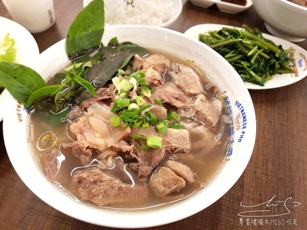 誠記越南麵食館慶城店 河粉公司 松山美食 中葉噗嚨共MISO吃走 (20).jpg