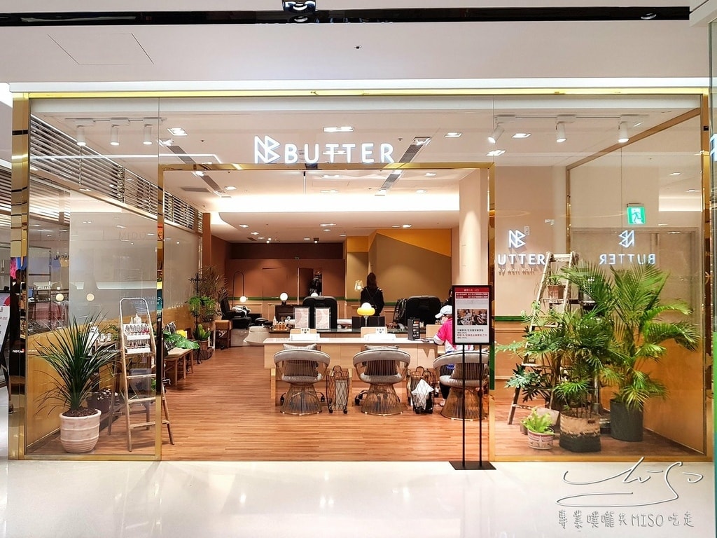 Butter Nail信義遠百店 台北手足光療保養推薦 專業噗嚨共MISO吃走 (38).jpg