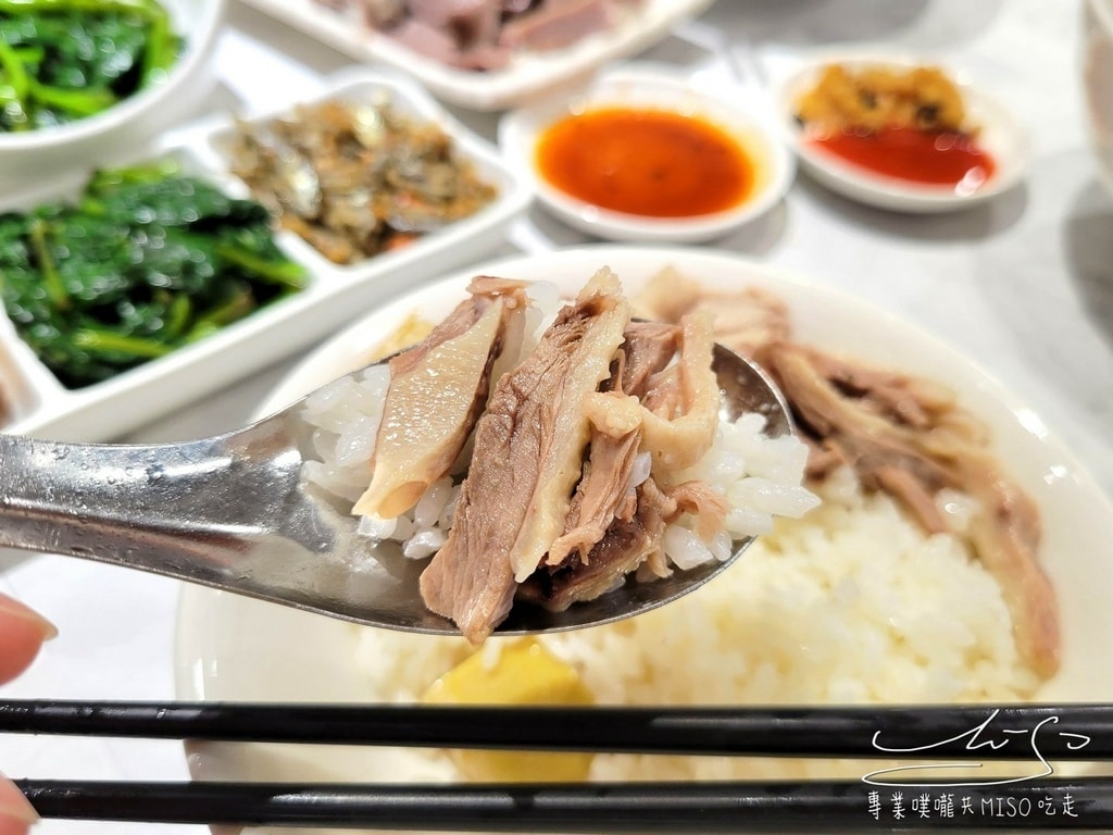 詠樂鵝肉店-忠孝店 信義區美食 台北好吃鵝肉 鵝肉推薦 專業噗嚨共MISO吃走 (31).jpg