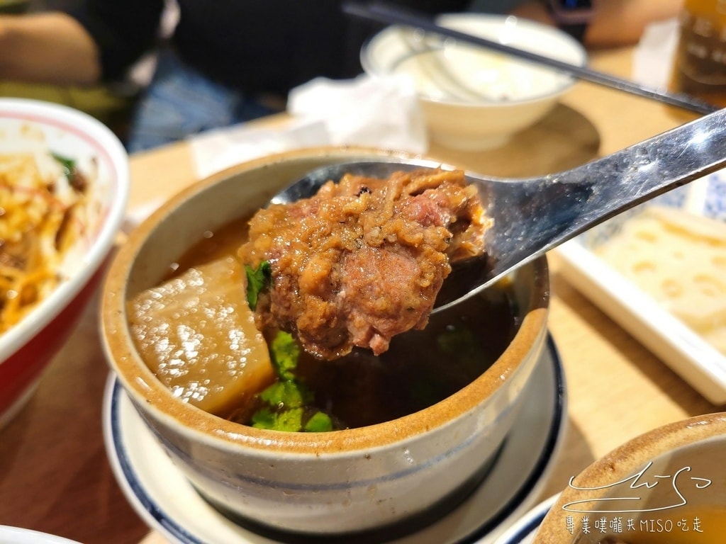 饗記麵舖 板橋店 板橋美食 板橋小吃 新埔民生美食 環狀線美食 專業噗嚨共MISO吃走 (33).jpg