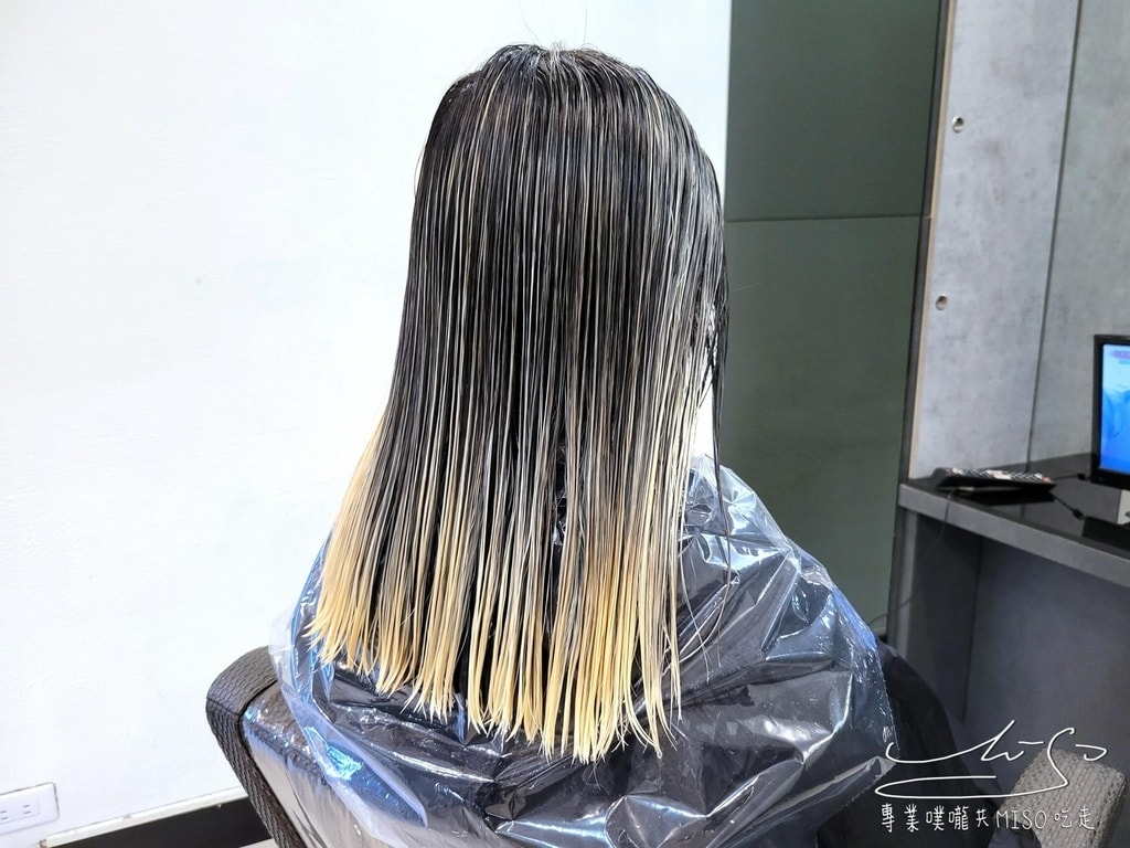 LUSSO Hair 台北手刷染 漸層染 光線染 專業噗嚨共MISO吃走 (23).jpg