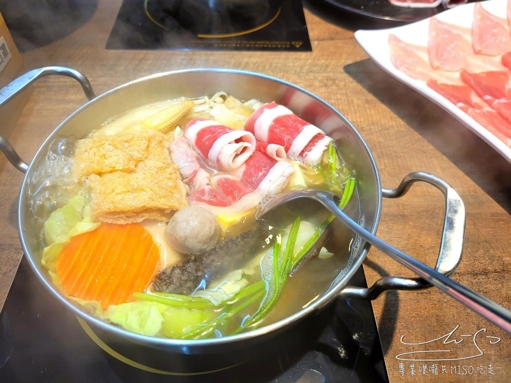 太上正和昆布鍋物  桃園美食 熊熊牛奶鍋 專業噗嚨共MISO吃走 (25).jpg