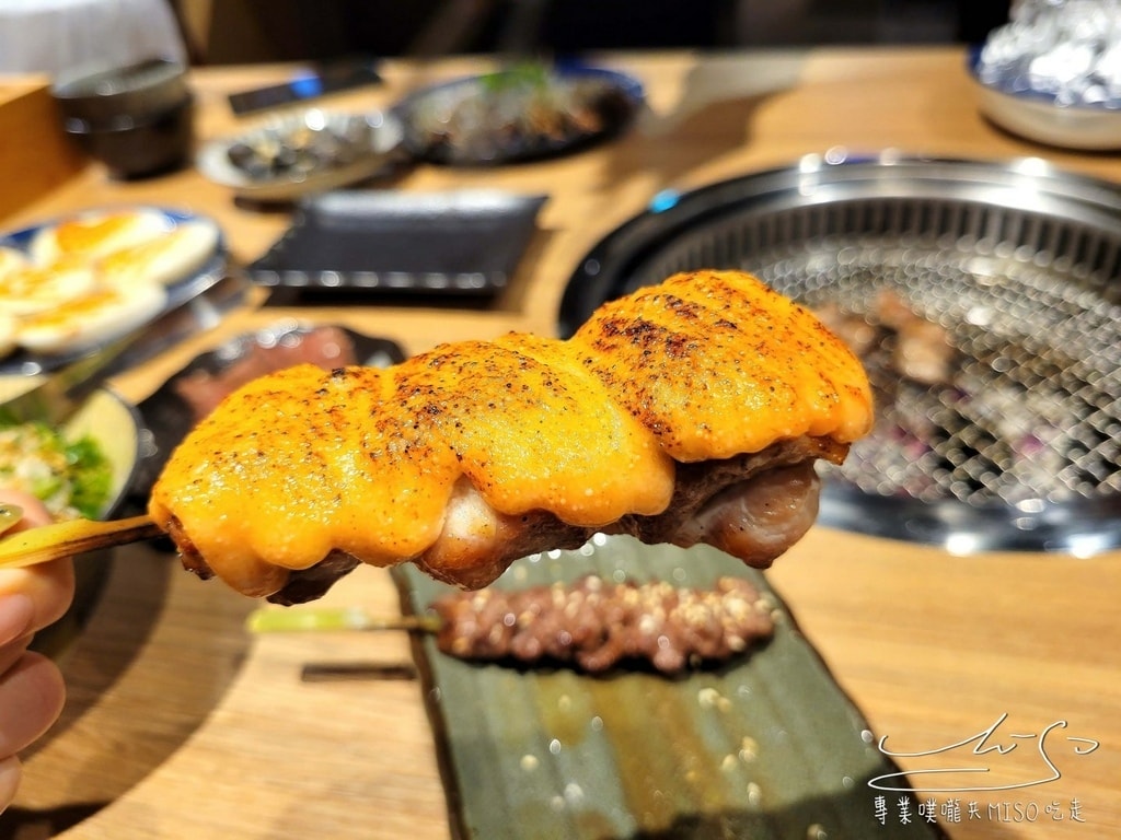 淡定人生炭火燒肉小酒館 板橋必吃燒肉 聚餐首選餐廳 專業噗嚨共MISO吃走 (24).jpg