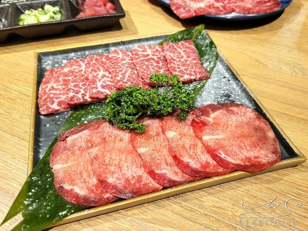 淡定人生炭火燒肉小酒館 板橋必吃燒肉 聚餐首選餐廳 專業噗嚨共MISO吃走 (3).jpg