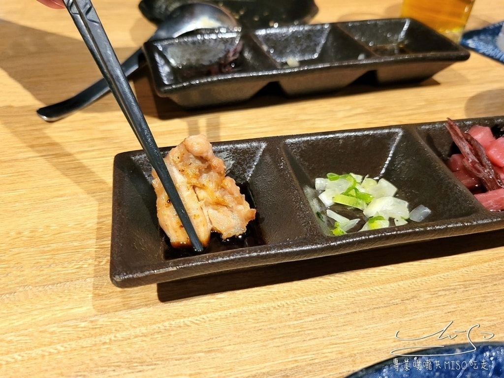 淡定人生炭火燒肉小酒館 板橋必吃燒肉 聚餐首選餐廳 專業噗嚨共MISO吃走 (39).jpg