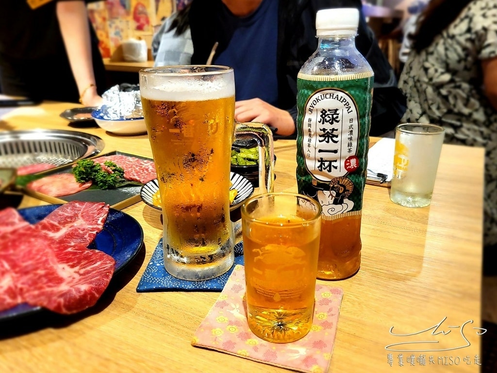 淡定人生炭火燒肉小酒館 板橋必吃燒肉 聚餐首選餐廳 專業噗嚨共MISO吃走 (12).jpg