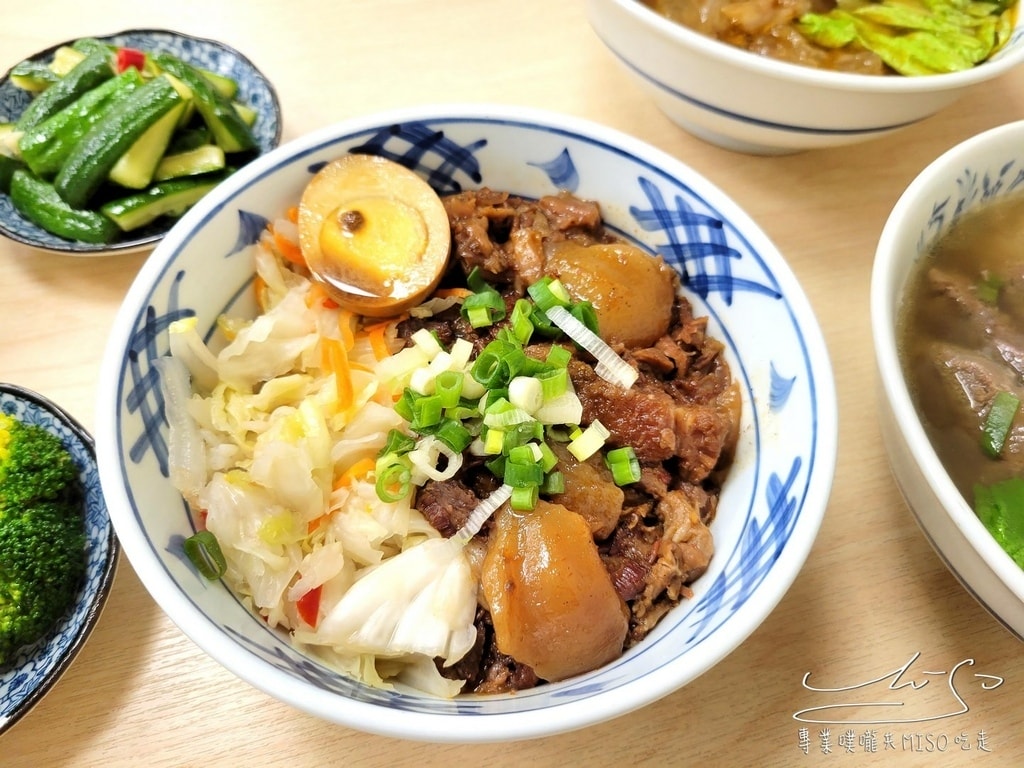 牛香原汁牛肉麵 永和牛肉麵推薦 頂溪美食 豆漿紅茶免費喝 專業噗嚨共MISO吃走 (11).jpg