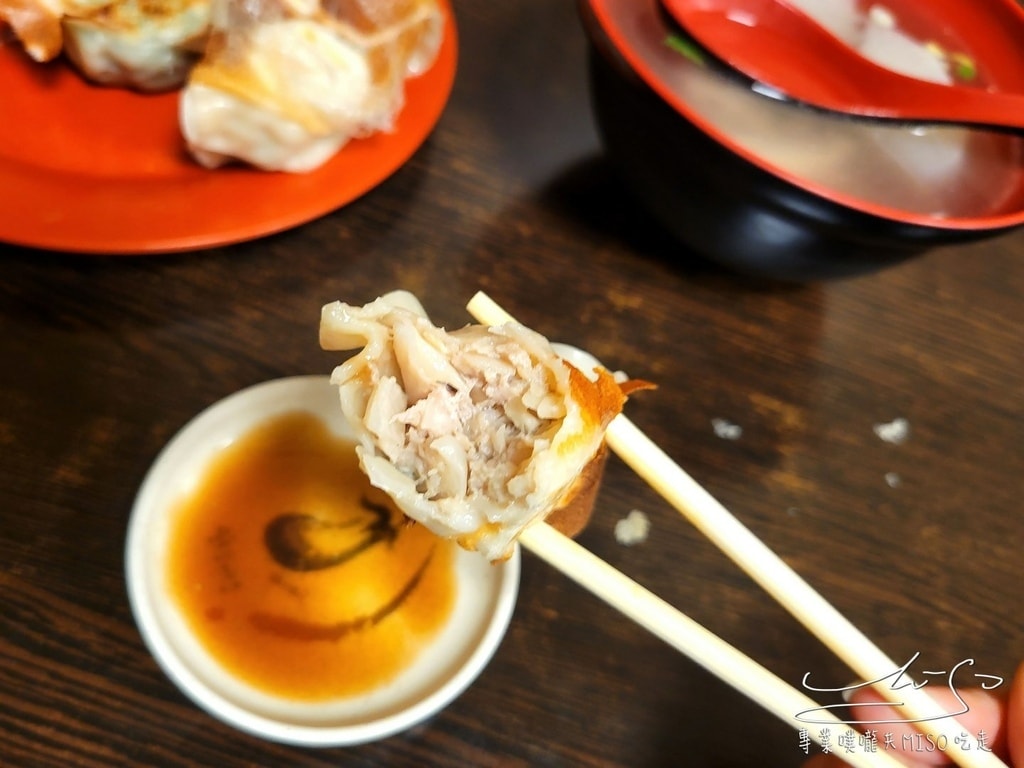 宇都宮餃子慈文店 桃園美食 桃園餃子推薦 北門國小 文昌國中慈文國小 慈文國中美食 專業噗嚨共MISO吃走 (11).jpg