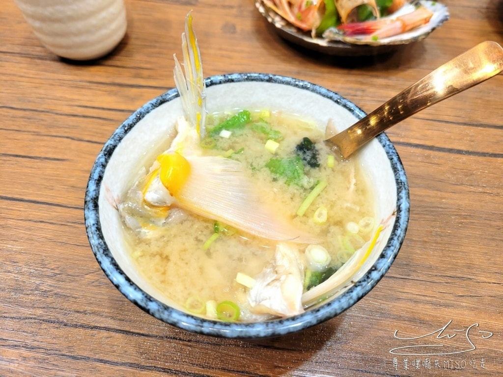 封鮨食堂 板橋日本料理 板橋生魚片 專業噗嚨共MISO吃走 (37).jpg