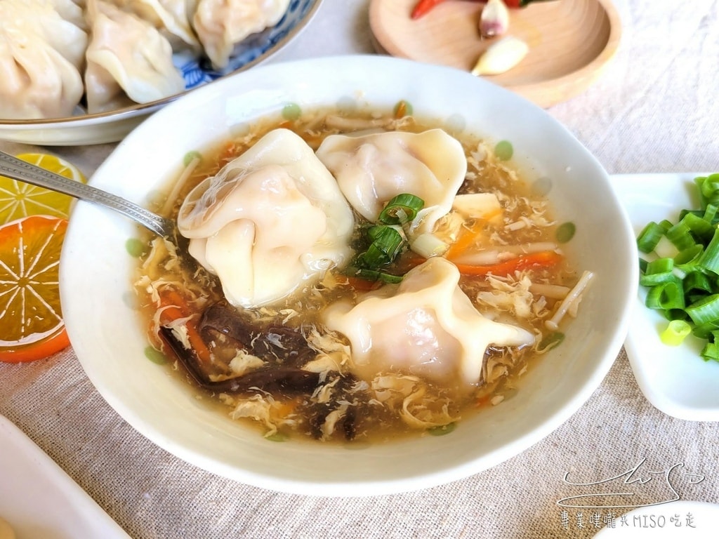 英知味濃湯水餃 宅配美食 宵夜推薦懶人水餃 鮮蝦水餃 剝皮辣椒水餃 開箱 專業噗嚨共MISO_7.jpg