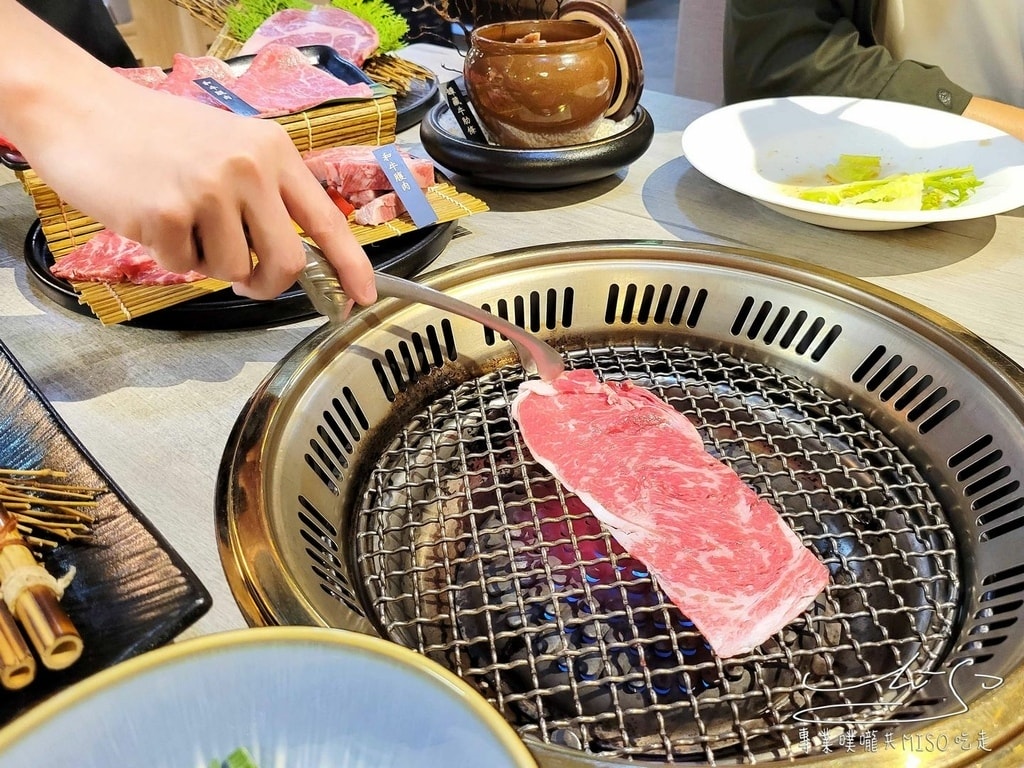 揪餖燒肉JO DOU ATT 4 FUN 信義區燒肉 日本國產和牛 專業噗嚨共MISO吃走 (41).jpg