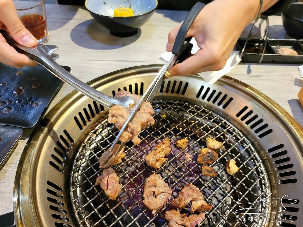 揪餖燒肉JO DOU ATT 4 FUN 信義區燒肉 日本國產和牛 專業噗嚨共MISO吃走 (48).jpg