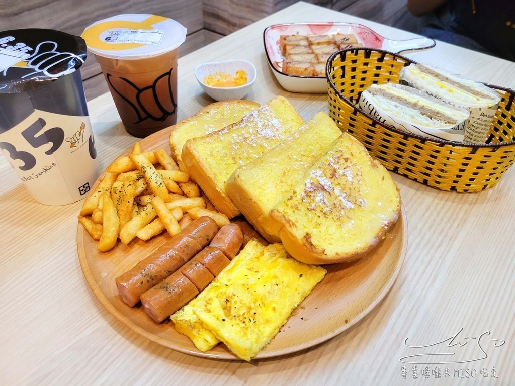 6：35 Brunch 新莊昌德店 新莊早餐 睡到飽還可以吃的早餐 專業噗嚨共MISO吃走 (9).jpg