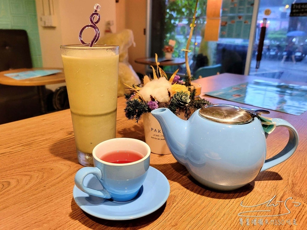 小咪的店 新埔站早午餐 板橋早餐 板橋睡過12點也可以吃早餐 專業噗嚨共MISO吃走 (11).jpg