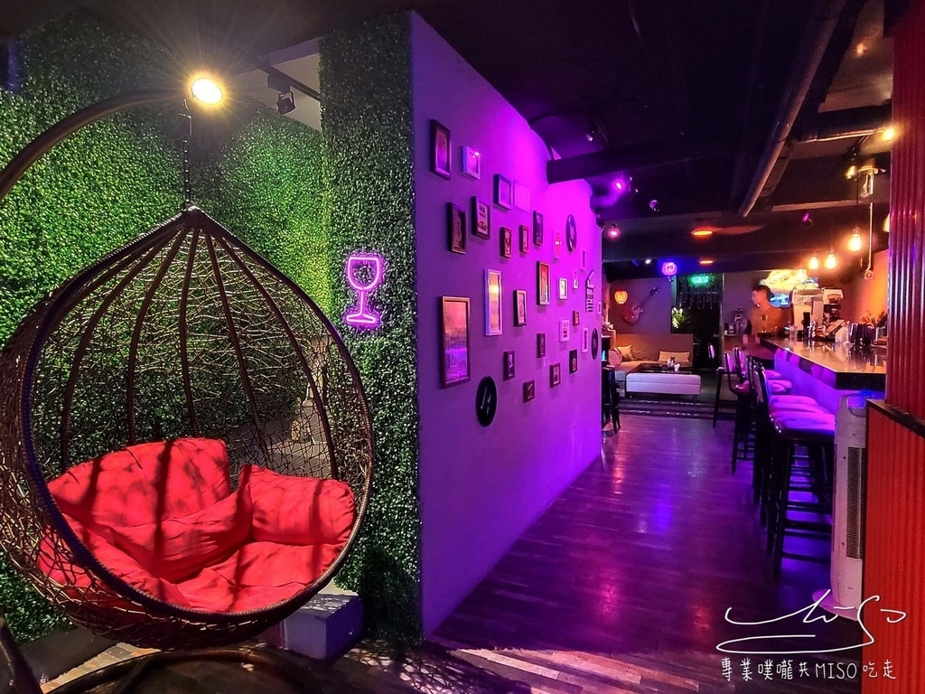 艾琦冷飲室 A ki Drinks BAR 板橋餐酒館 台北飛鏢吧 台北占卜塔羅 板橋美食 專業噗嚨共MISO吃走 (10).jpg