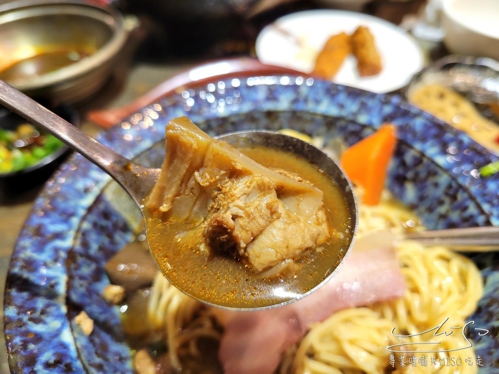 香川撈麵 桃園美食 藝文特區晚餐 專業噗嚨共MISO吃走 (5).jpg