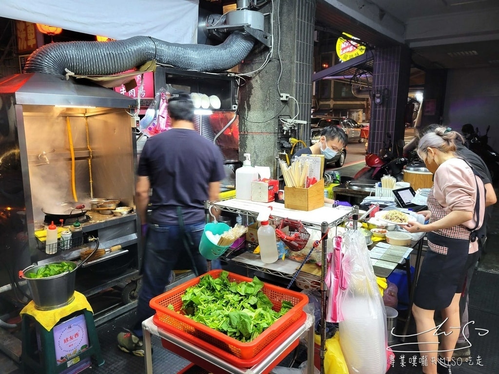 延三溫體牛菜單 吉昌街美食 圓山美食 大橋頭美食 延三夜市美食 專業噗嚨共MISO吃走 (4).jpg