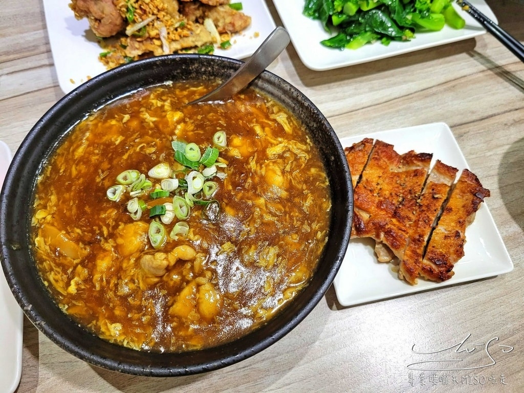 就炒飯 中和炒飯推薦 興南夜市熱炒推薦 南勢角美食 專業噗嚨共MISO吃走 (9).jpg