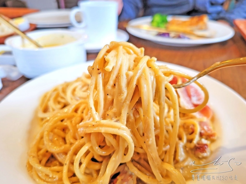 Boulangerie et café Main Mano - 曼瑪儂 松山區咖啡廳 松山美食推薦 日本來的麵包 專業噗嚨共MISO吃走 (37).jpg