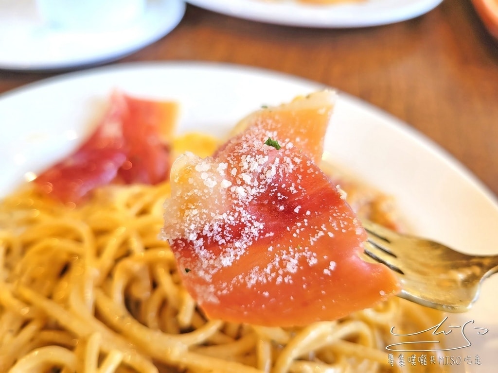 Boulangerie et café Main Mano - 曼瑪儂 松山區咖啡廳 松山美食推薦 日本來的麵包 專業噗嚨共MISO吃走 (40).jpg