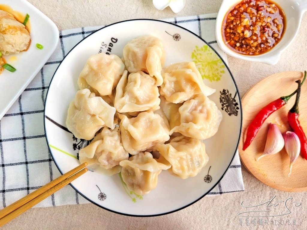 小綠阿嬤水餃 周記餃子 台中宅配美食 冷凍水餃推薦 台中美食推薦 皮薄內餡飽滿 千張餃推薦 專業噗嚨共MISO吃走 (16).jpg