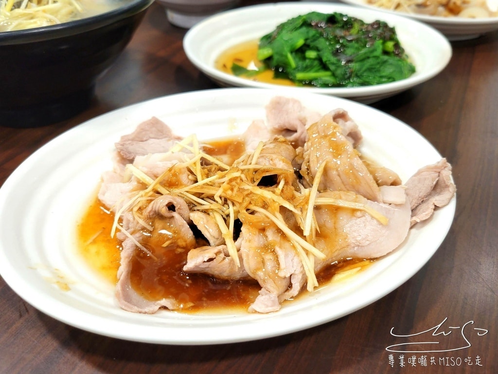 阿鴻知高飯鱸魚湯 華西街夜市美食 梧州街觀光夜市美食 艋舺夜市美食 廣州街夜市美食 萬華魯肉飯 萬華美食 龍山寺美食 專業噗嚨共MISO吃走 (21).jpg