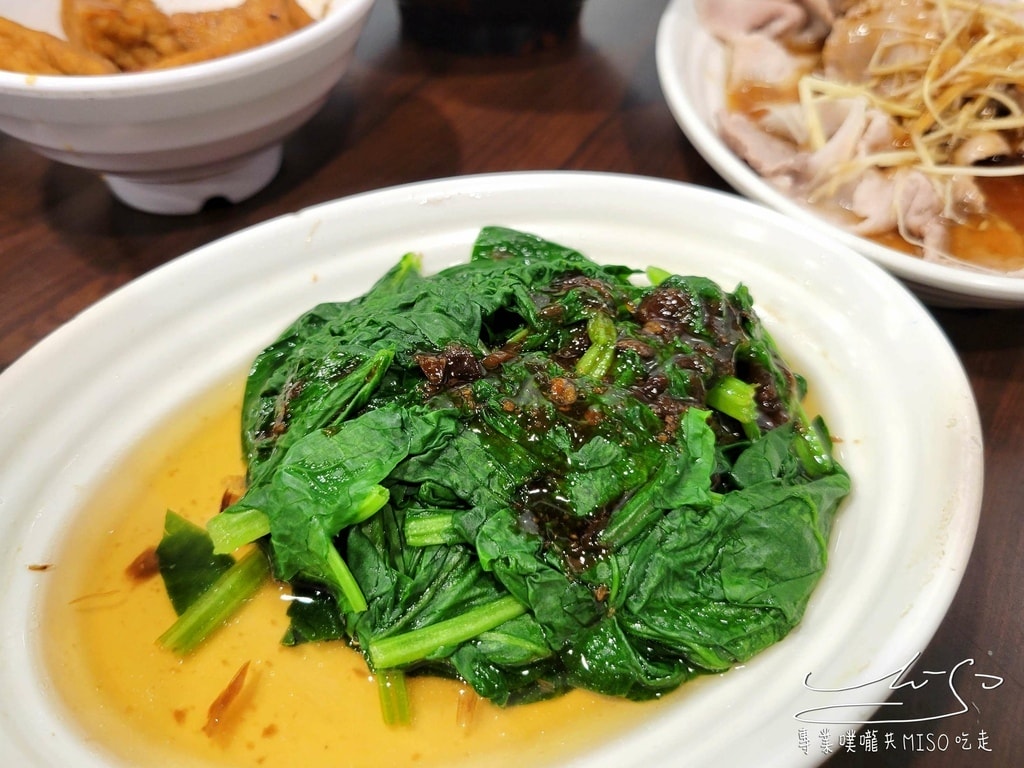 阿鴻知高飯鱸魚湯 華西街夜市美食 梧州街觀光夜市美食 艋舺夜市美食 廣州街夜市美食 萬華魯肉飯 萬華美食 龍山寺美食 專業噗嚨共MISO吃走 (20).jpg