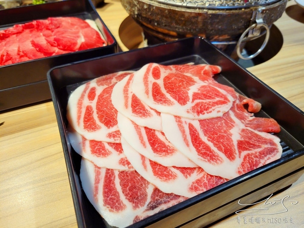 石垣島燒肉 中壢燒肉推薦 燒肉吃到飽 桃園吃到飽餐廳 中壢吃到飽餐廳 專業噗嚨共MISO吃走 (21).jpg