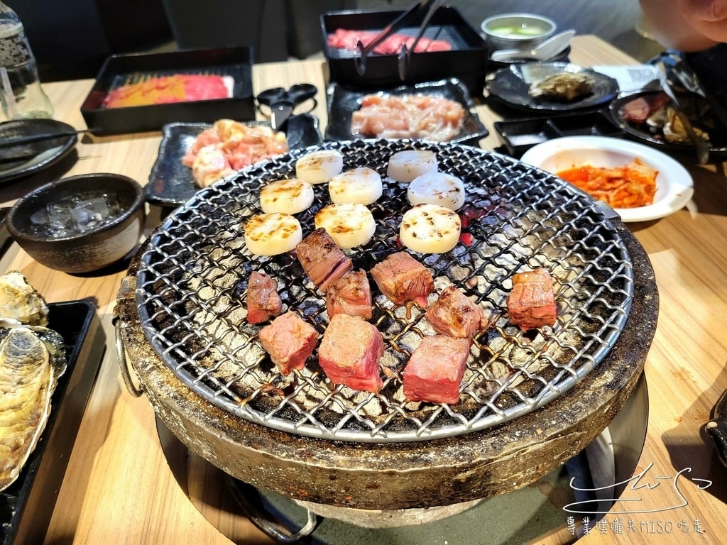 石垣島燒肉 中壢燒肉推薦 燒肉吃到飽 桃園吃到飽餐廳 中壢吃到飽餐廳 專業噗嚨共MISO吃走 (30).jpg