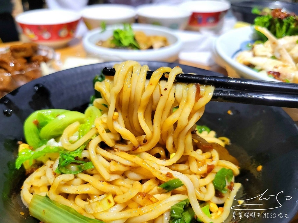 雞霸 永和美食 永和雞肉飯 四號公園餐廳 四號公園美食 專業噗嚨共MISO吃走 (24).jpg