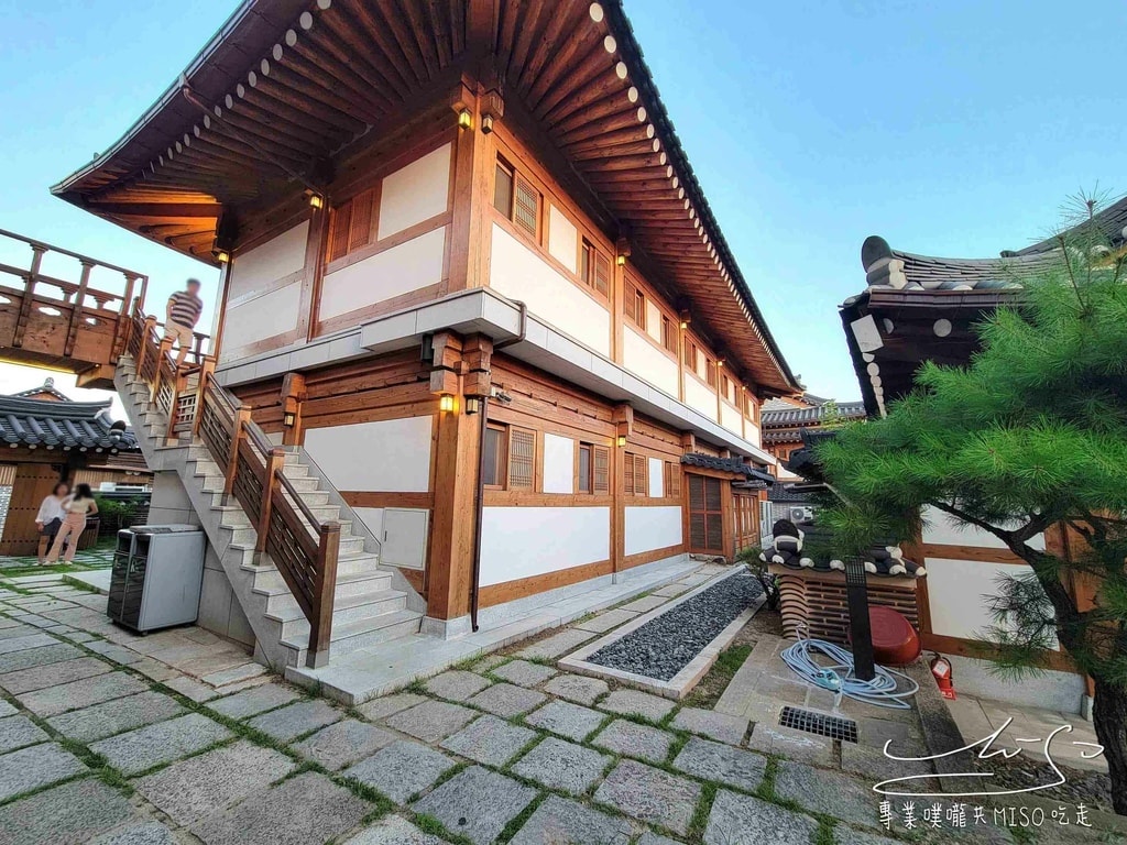 皇南館韓屋民宿 慶州韓屋住宿推薦Hwangnamguan Hanok Village %26; Hotel 專業噗嚨共MISO吃走 (13).jpg