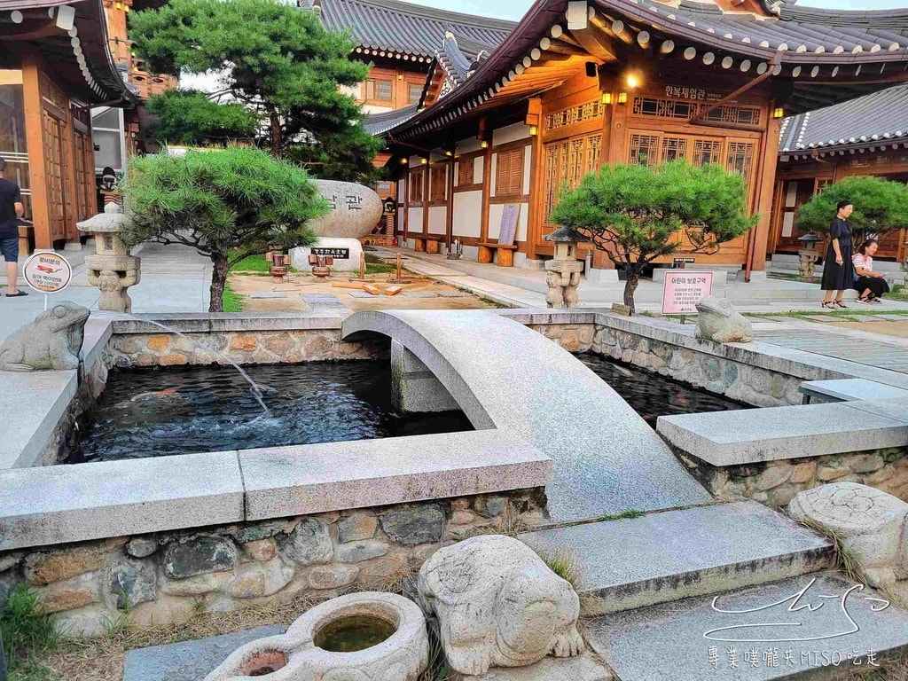 慶州皇南館韓屋 慶州韓屋住宿推薦Hwangnamguan Hanok Village %26; Hotel 專業噗嚨共MISO吃走 (9).jpg