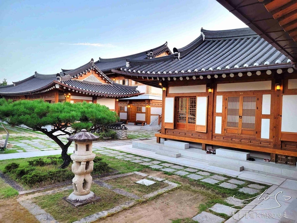 慶州皇南館韓屋 慶州韓屋住宿推薦Hwangnamguan Hanok Village %26; Hotel 專業噗嚨共MISO吃走 (14).jpg