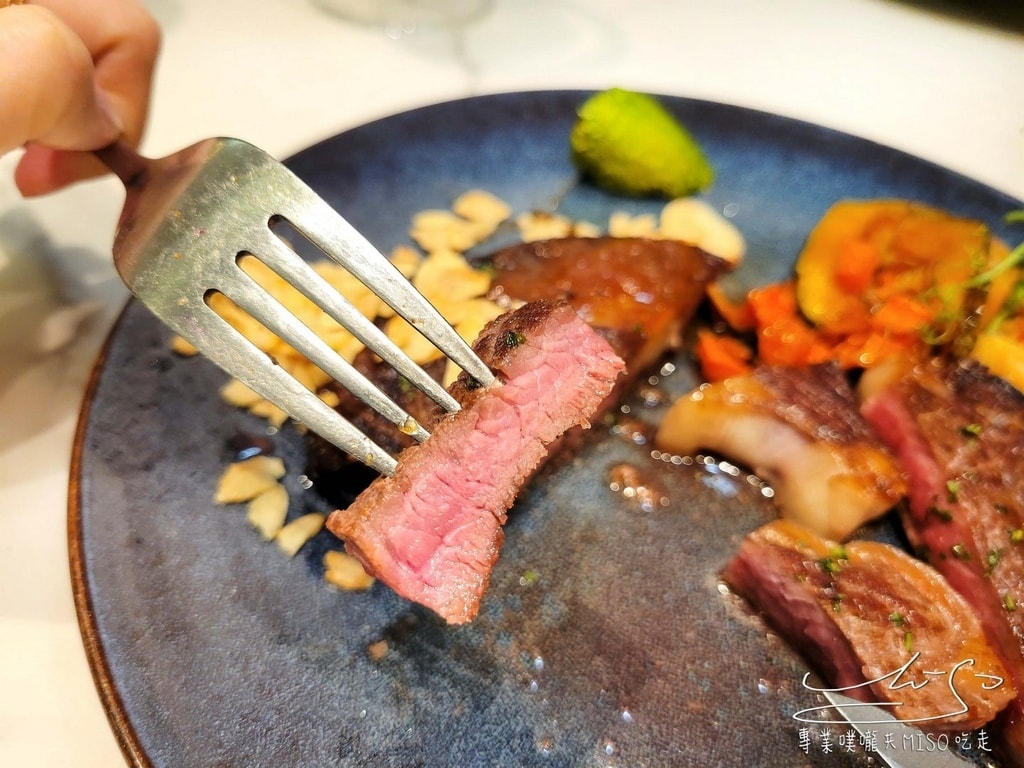 茱莉金牛排餐酒館 台電大樓精緻排餐 台北約會餐廳推薦 師大美食 專業噗嚨共MISO吃走 (28).jpg