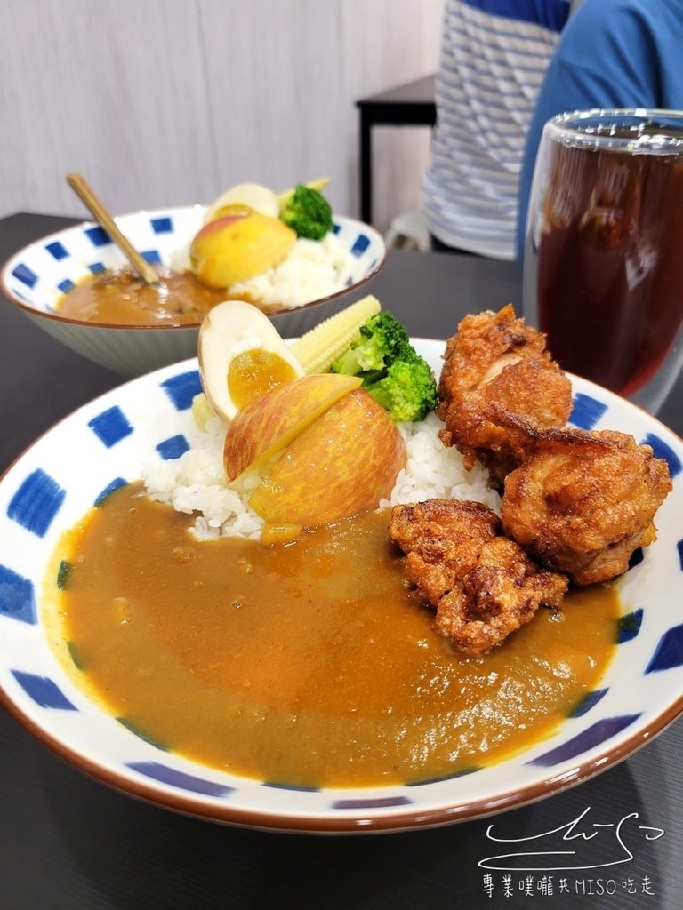 咖哩胖胖 永和咖哩 四號公園美食 永安市場美食 專業噗嚨共MISO吃走 (10).jpg