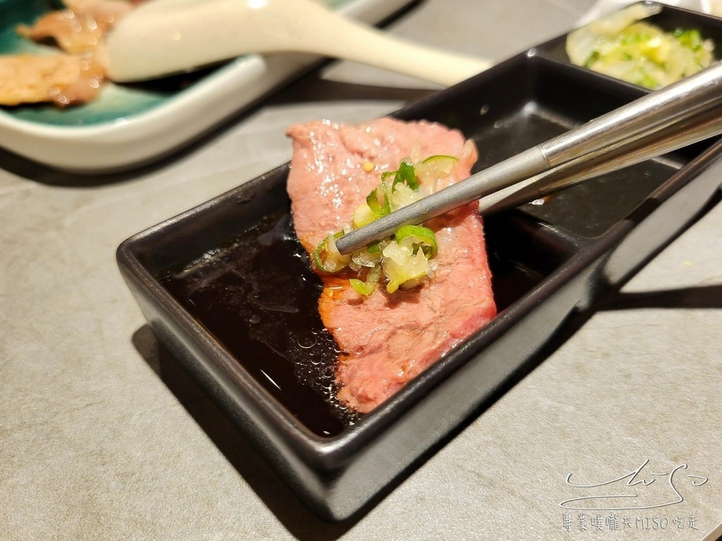 燒肉老大アニキ-燒肉Aniki板橋府中店 板橋個人燒肉 小蒙牛燒肉品牌 板橋燒肉推薦 專業噗嚨共MISO吃走 (41).jpg