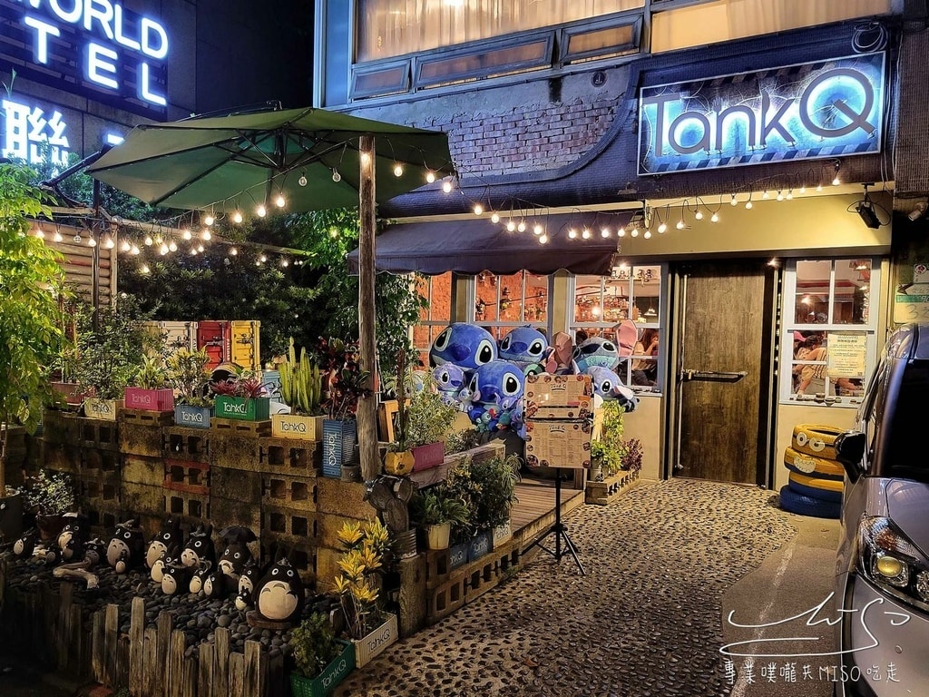 TankQ Cafe %26; Bar 松江南京美食 大份量浮誇系 迪士尼 漫威早午餐 行李箱早午餐 專業噗嚨共MISO吃走 (1).jpg