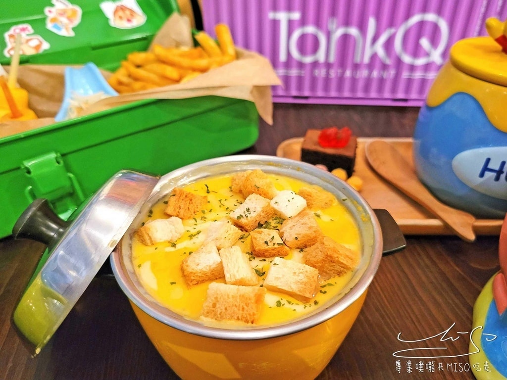 TankQ Cafe Bar 松江南京美食 大份量浮誇系 迪士尼漫威早午餐 行李箱早午餐 專業噗嚨共MISO吃走 (18).jpg