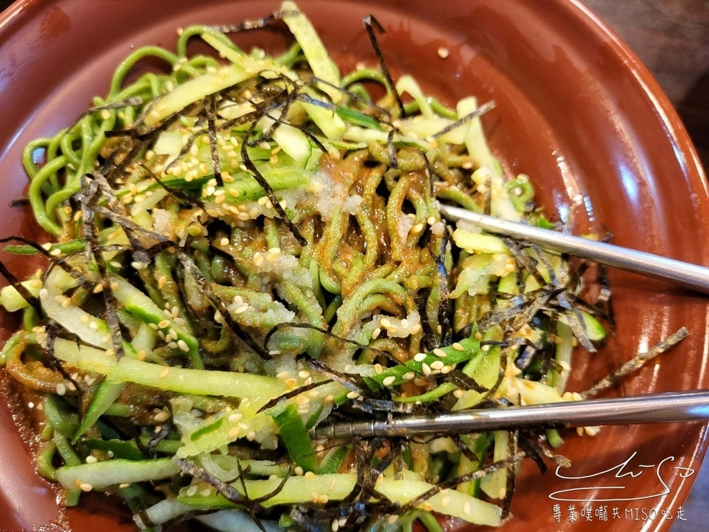 何家大碗公涼麵 善導寺美食 台北車站美食 台北涼麵 專業噗嚨共MISO吃走 (14).jpg