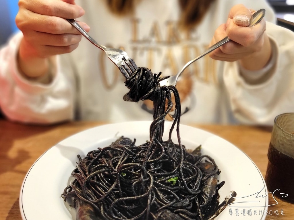 艾隆義式麵食館北車店 北車平價義大利麵 北車美食 專業噗嚨共MISO吃走 (24).jpg