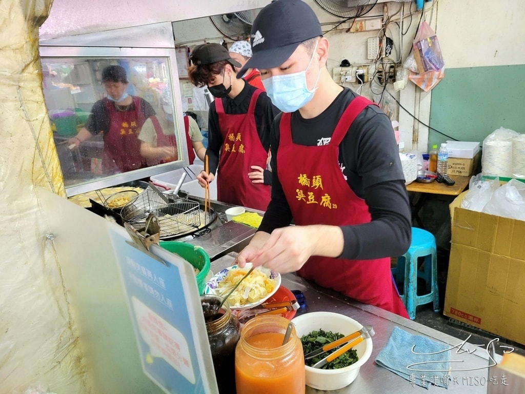 玉里 橋頭臭豆腐 花蓮美食 花蓮必吃臭豆腐 進軍基隆 專業噗嚨共MISO吃走 (10).jpg