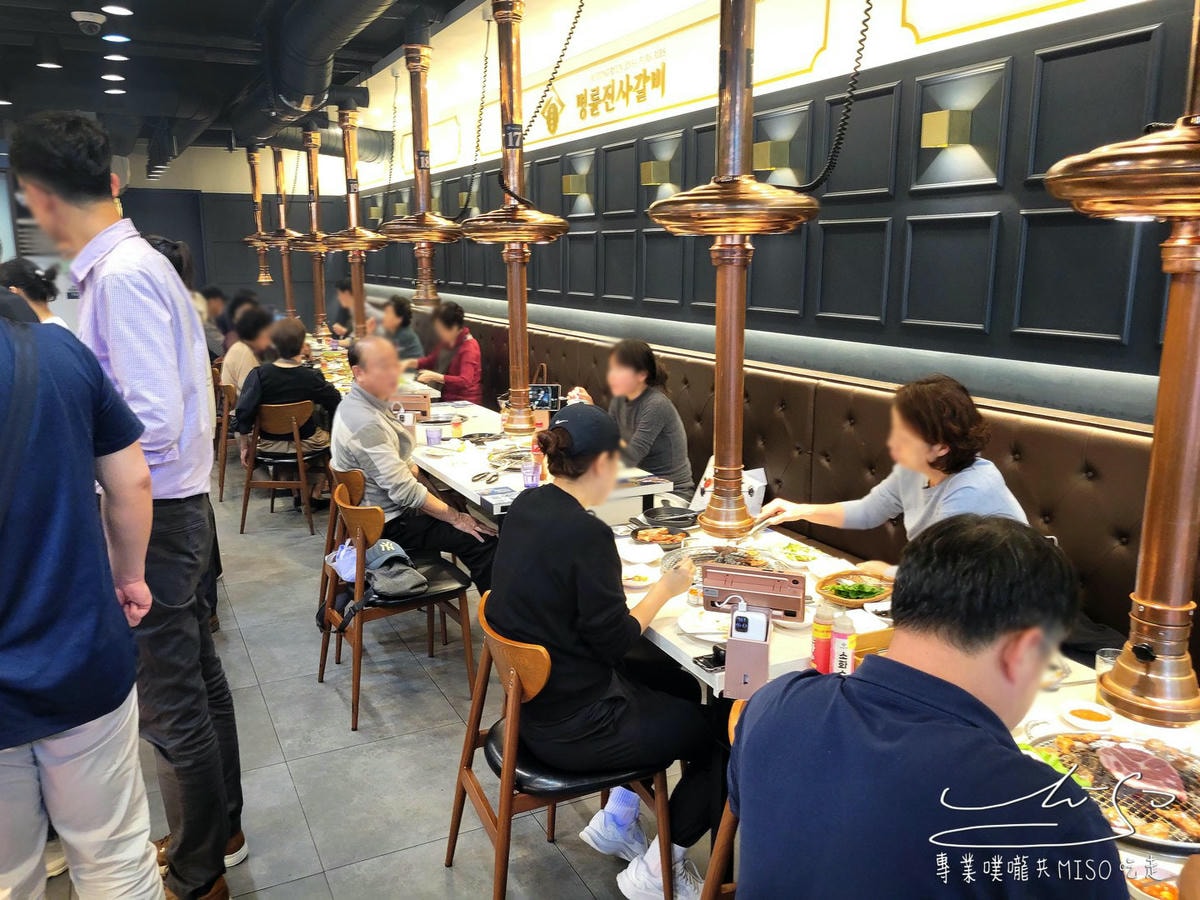 韓國烤肉吃到飽，不用台幣500元就能吃到，肉類、沙拉、飲料任你吃！