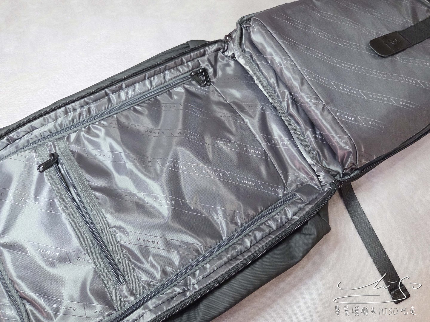 Bange班格背包開箱｜實際不專業開箱<書林慢旅>，網路好評？是詐騙？官網購買終身保固！